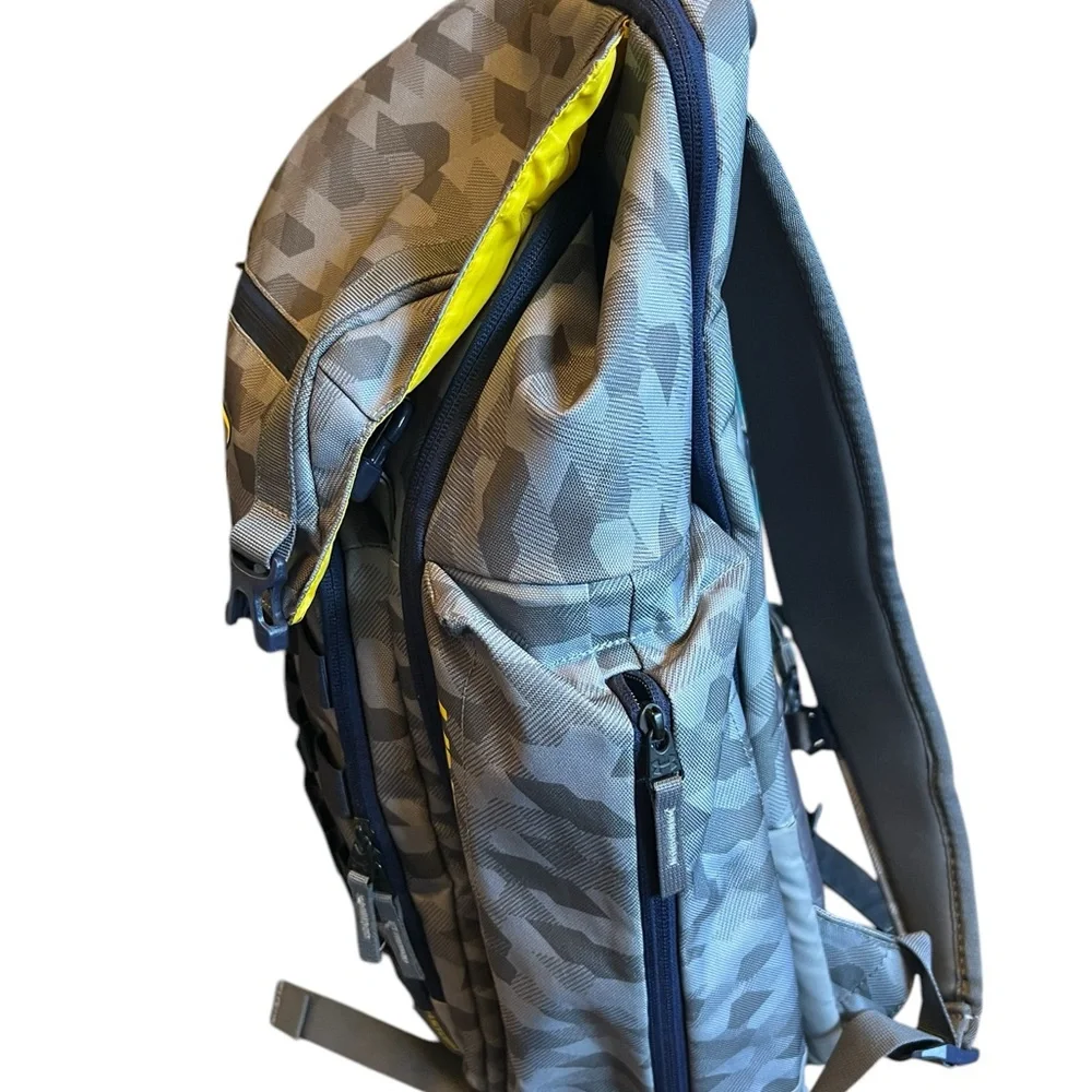 EUC~ UA SC Undeniable Backpack. Storm . Unisex